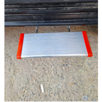 S45 Caravan Luxury Step